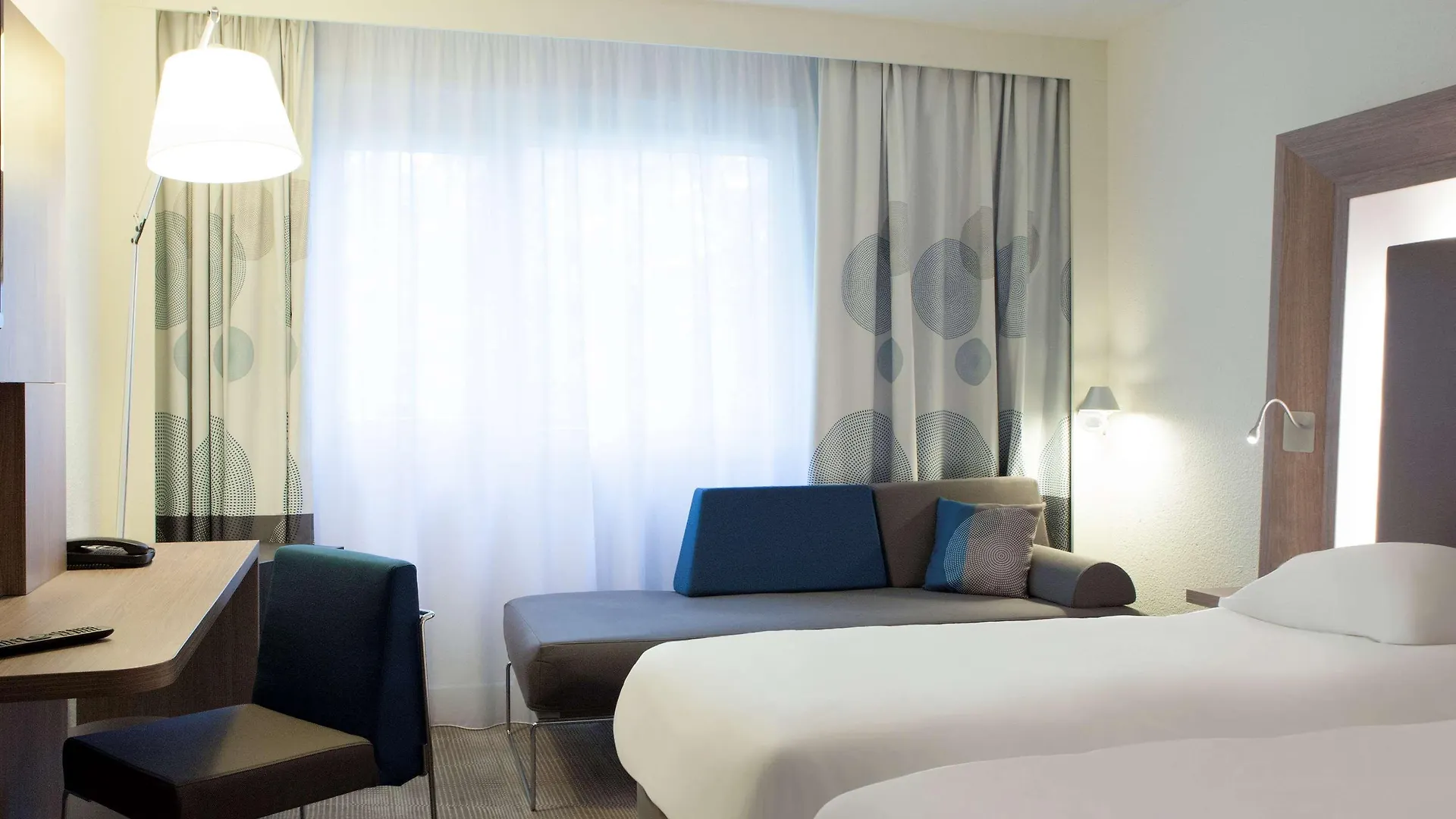 Novotel Clermont-Ferrand 4*,  France